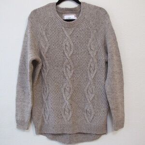🌿 H&M LOGG Cable Knit Sweater NWOT